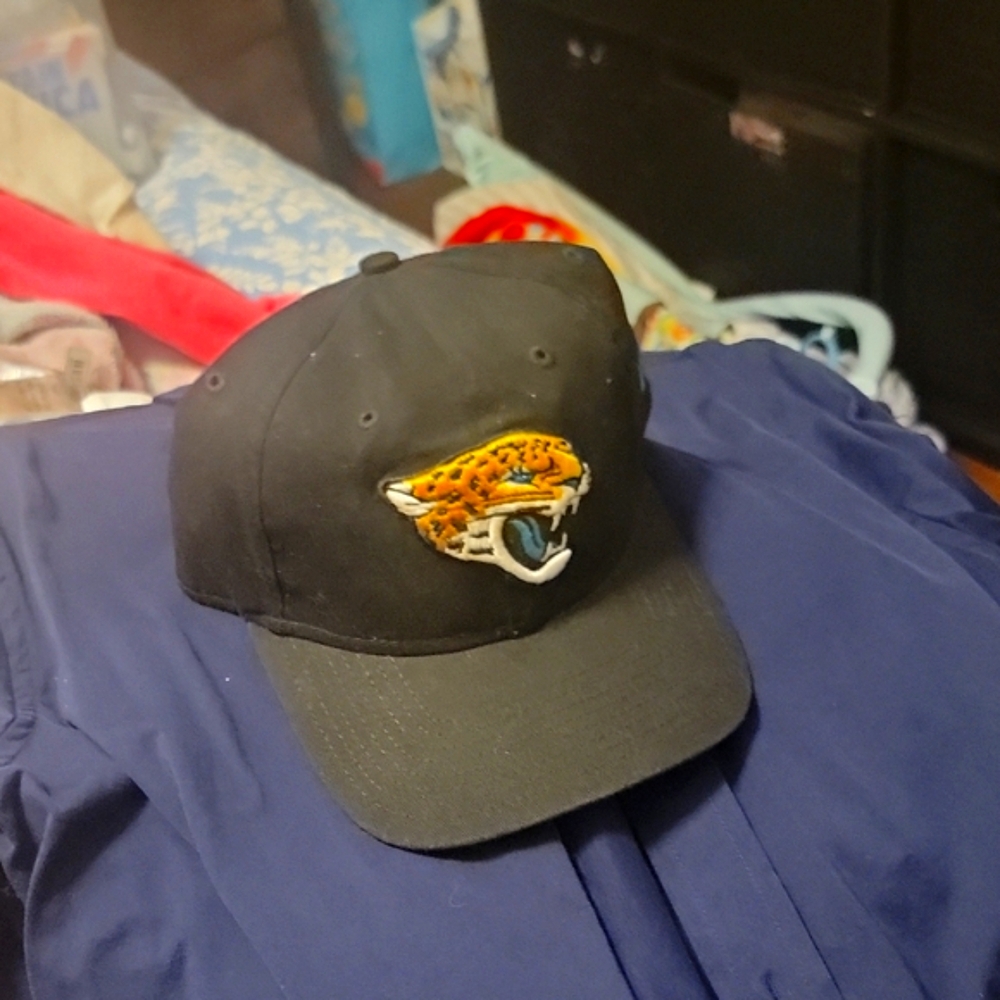 Black Jaguar Logo Cap